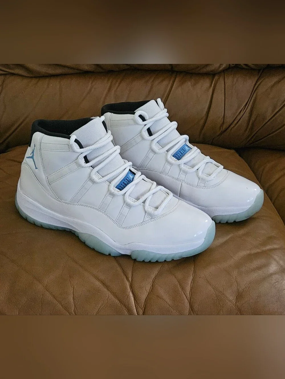 Men's Nike Air Jordan 11 Retro Legend Blue Size 12 (GREAT CONDITION)